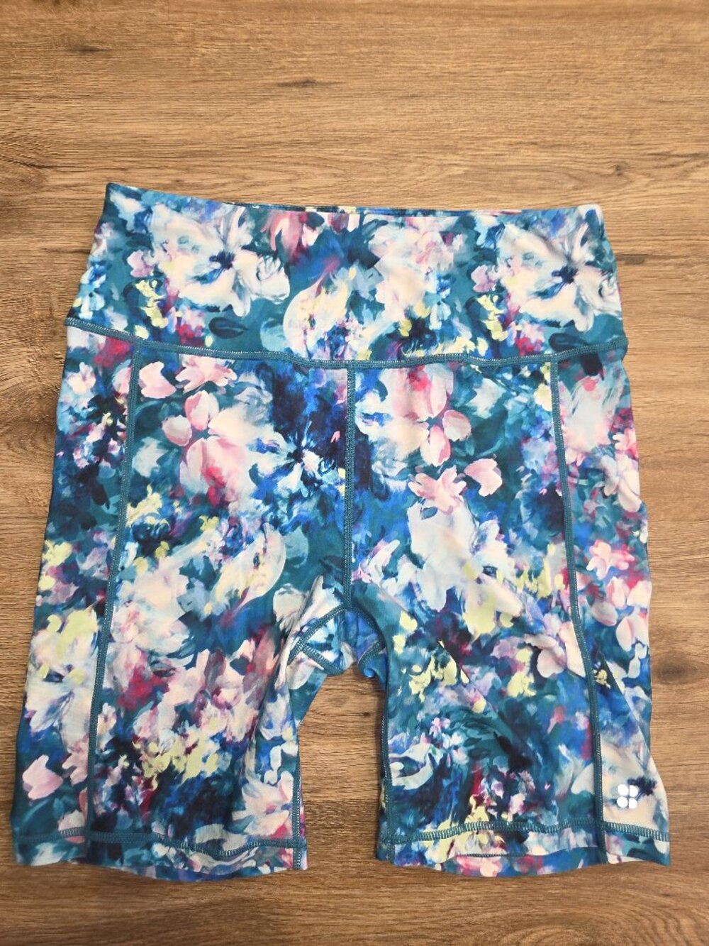 Sweaty Betty size 10 Biker Gym Shorts High Waisted Floral 8in